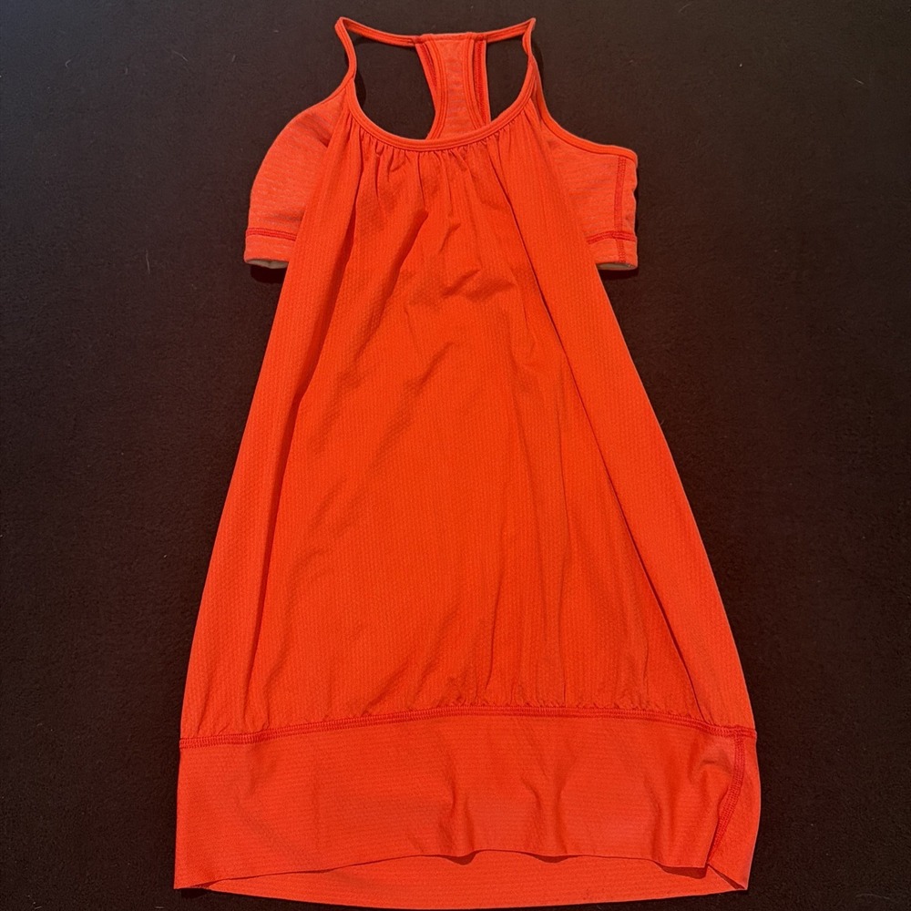 Lululemon Orange Tank Top with Build in Sports Bra Size 6